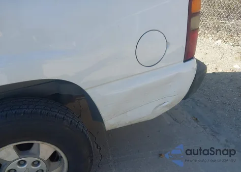 2002 Chevrolet Suburban 1500 Ls from USA, damaged, VIN 1GNEC16Z82J172130